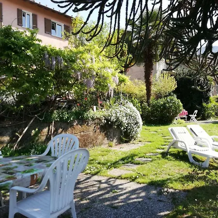 Panorama Sul Apartman Porto Valtravaglia